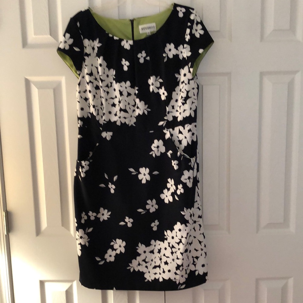 Navy white floral dress size 16